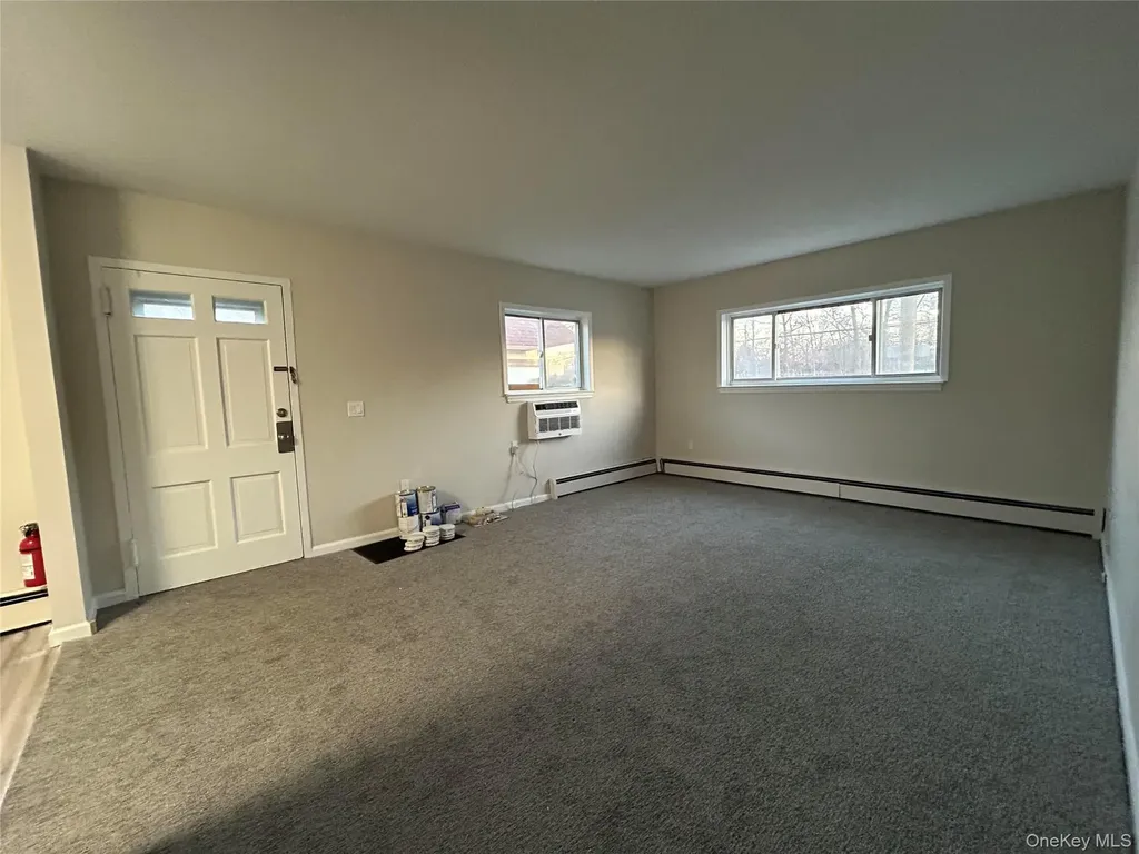 179 Orinoco Drive Brightwaters NY 11718
