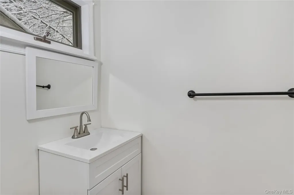 32 Dudley Lane Howells NY 10932