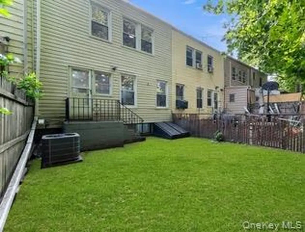 8563 98th Street Woodhaven NY 11421