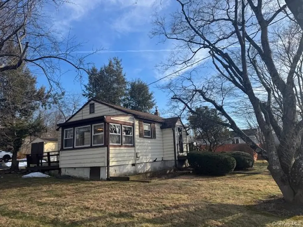 46 Salem Road Carmel NY 10512