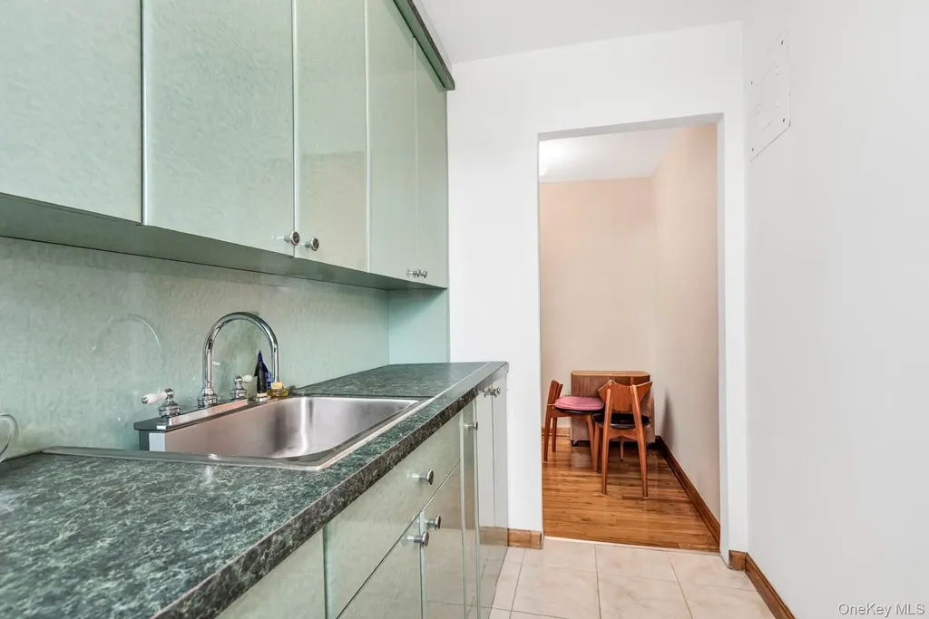 2600 E 21st Street Brooklyn NY 11235