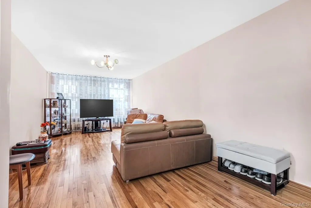 2600 E 21st Street Brooklyn NY 11235