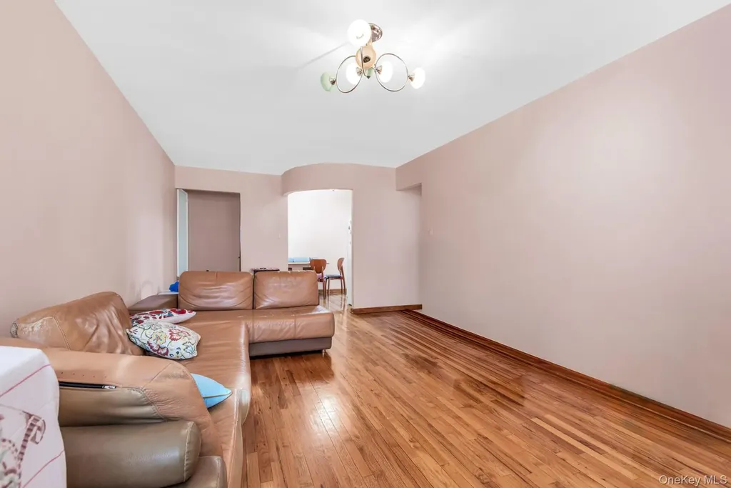 2600 E 21st Street Brooklyn NY 11235