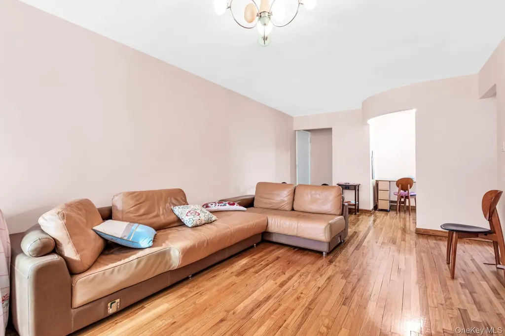 2600 E 21st Street Brooklyn NY 11235