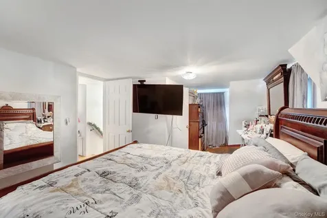 91 Cedar Road Amityville NY 11701