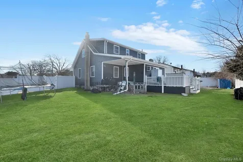 91 Cedar Road Amityville NY 11701