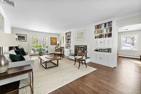 110 Marcourt Drive Chappaqua NY 10514