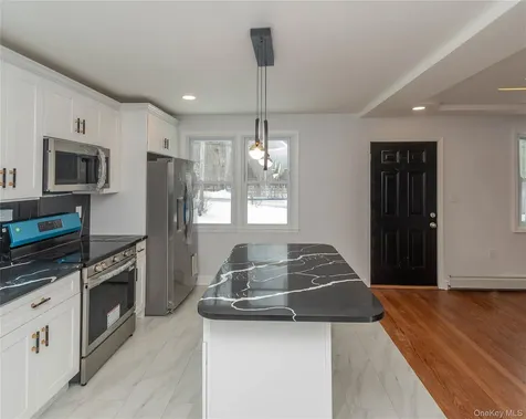 134 Old Quaker Lane Hyde Park NY 12538