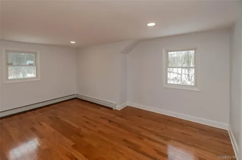 134 Old Quaker Lane Hyde Park NY 12538