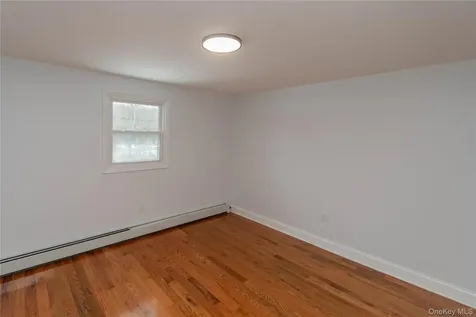 134 Old Quaker Lane Hyde Park NY 12538