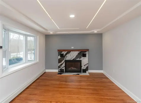 134 Old Quaker Lane Hyde Park NY 12538