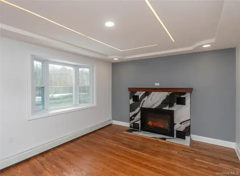 134 Old Quaker Lane Hyde Park NY 12538