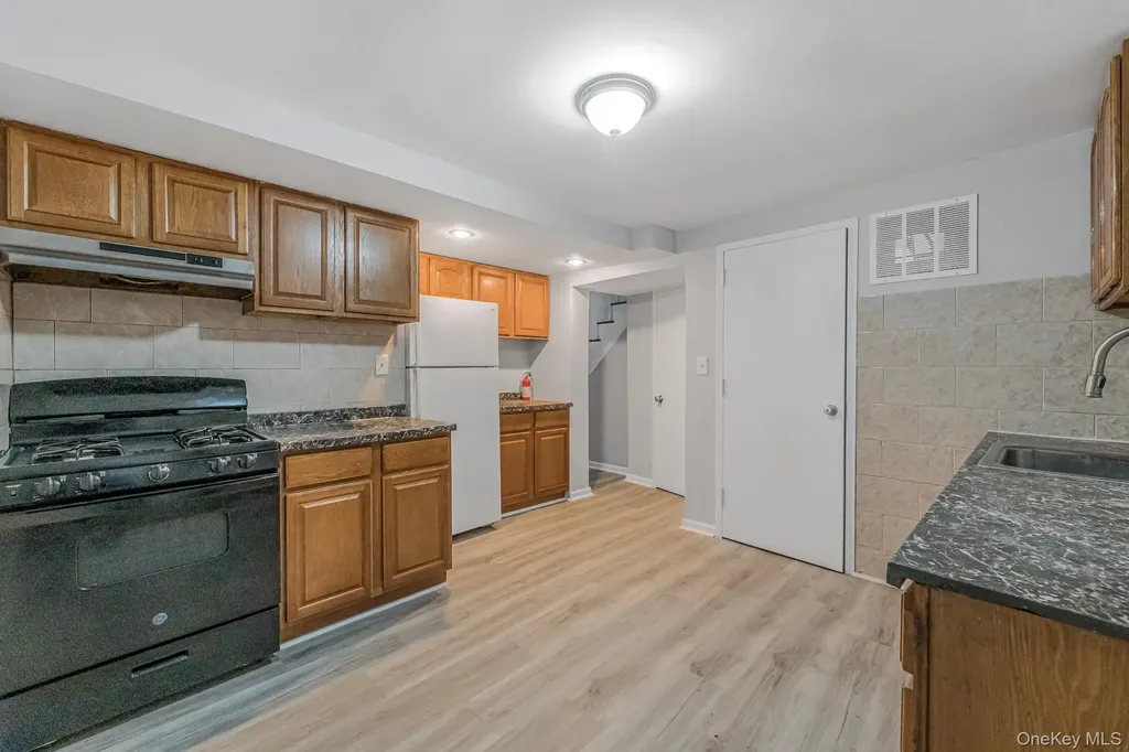 95 Palisade Avenue Yonkers NY 10701