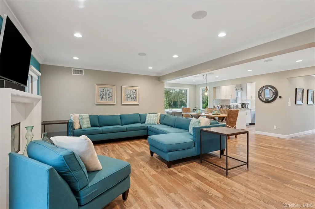 50 Hubbard Lane Southampton NY 11968