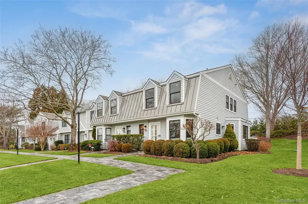 50 Hubbard Lane Southampton NY 11968