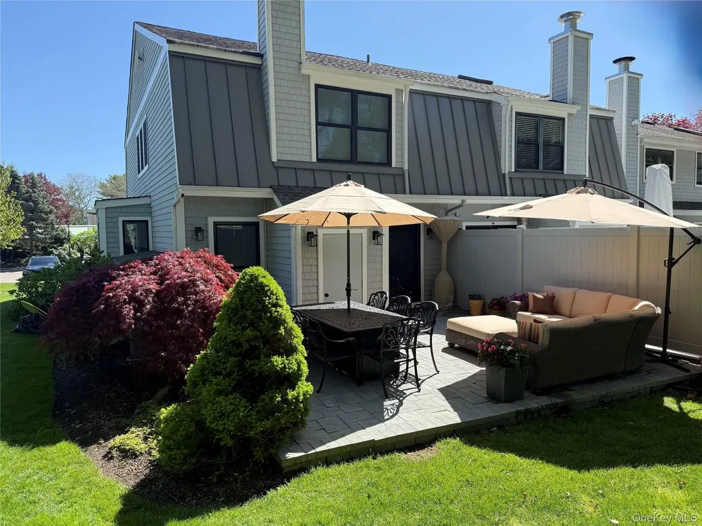 50 Hubbard Lane Southampton NY 11968