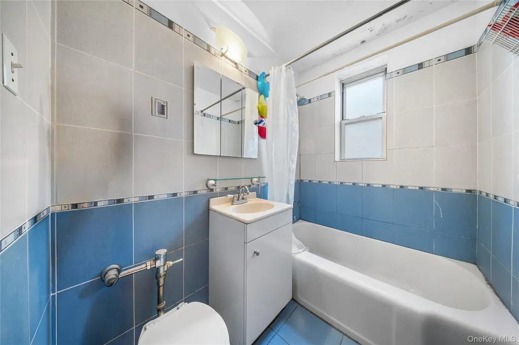 105-25 67th Road Forest Hills NY 11375