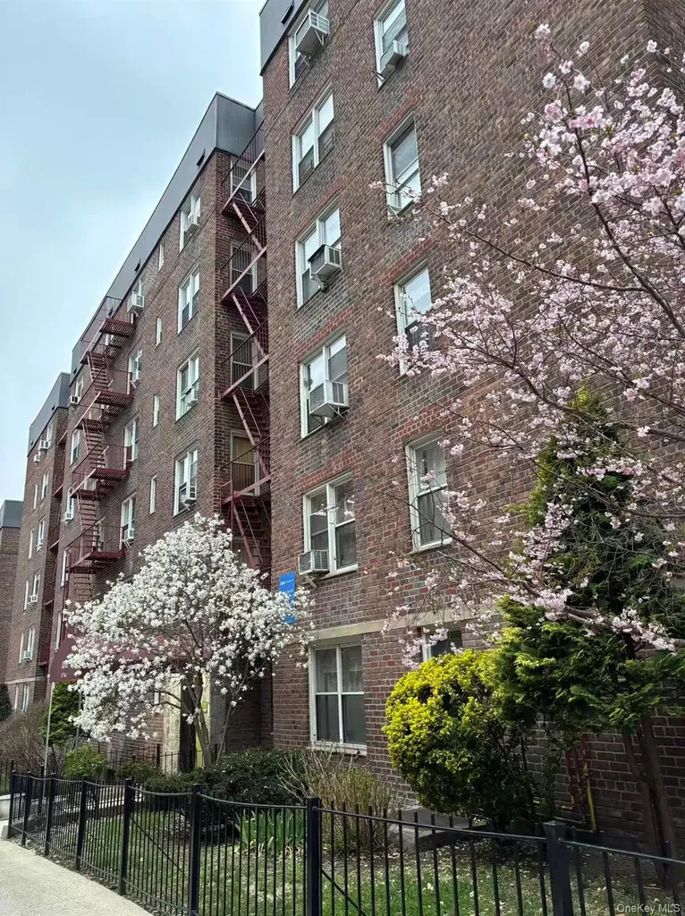 105-25 67th Road Forest Hills NY 11375