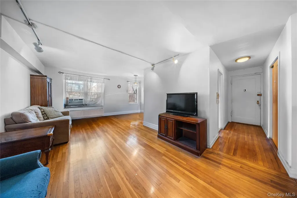 105-25 67th Road Forest Hills NY 11375