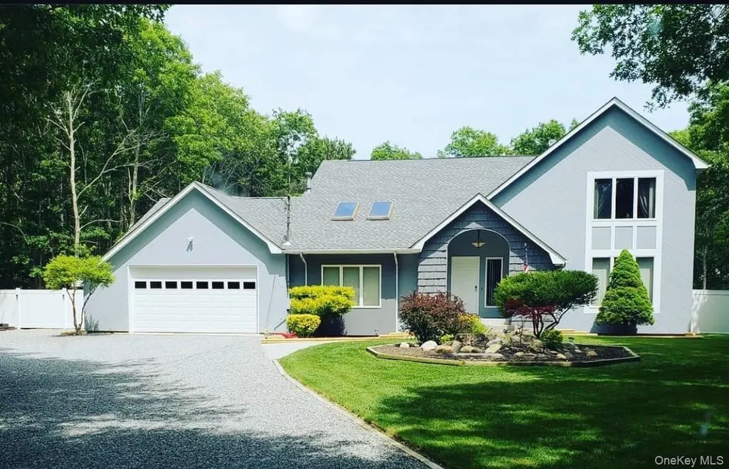 503 Wading River Road Manorville NY 11949