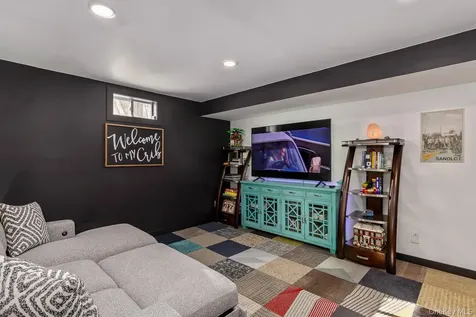 503 Wading River Road Manorville NY 11949