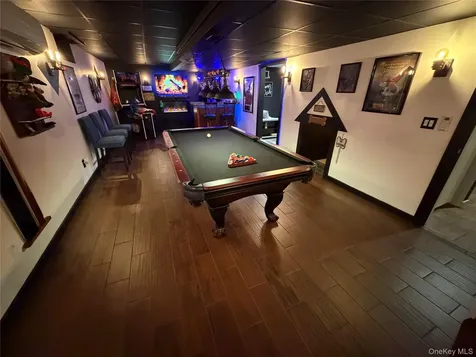 503 Wading River Road Manorville NY 11949