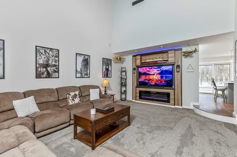 503 Wading River Road Manorville NY 11949