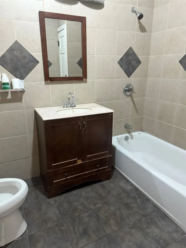 169 Euclid Avenue Brooklyn NY 11208