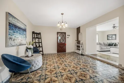 125 Aka 127 Woodland Avenue Yonkers NY 10703