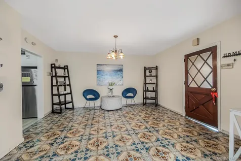 125 Aka 127 Woodland Avenue Yonkers NY 10703