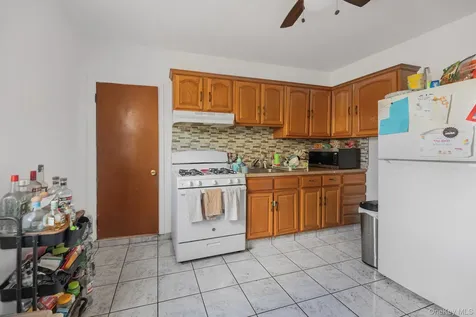 125 Aka 127 Woodland Avenue Yonkers NY 10703