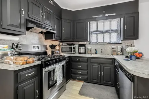 125 Aka 127 Woodland Avenue Yonkers NY 10703