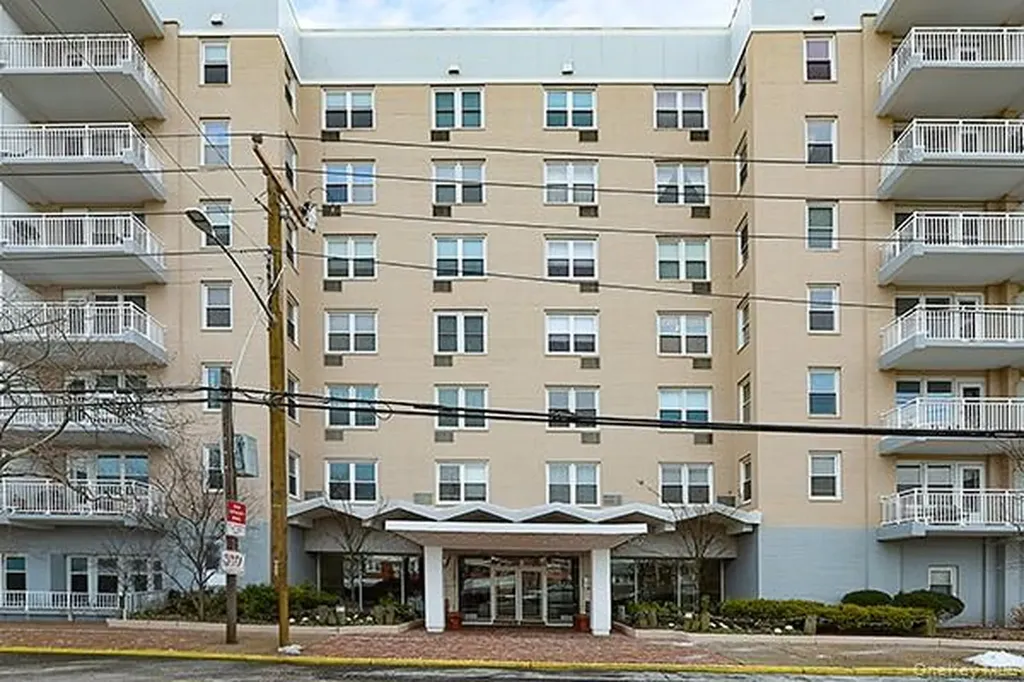 522 Shore Road Long Beach NY 11561