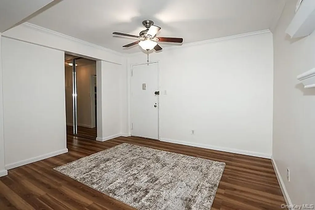 522 Shore Road Long Beach NY 11561