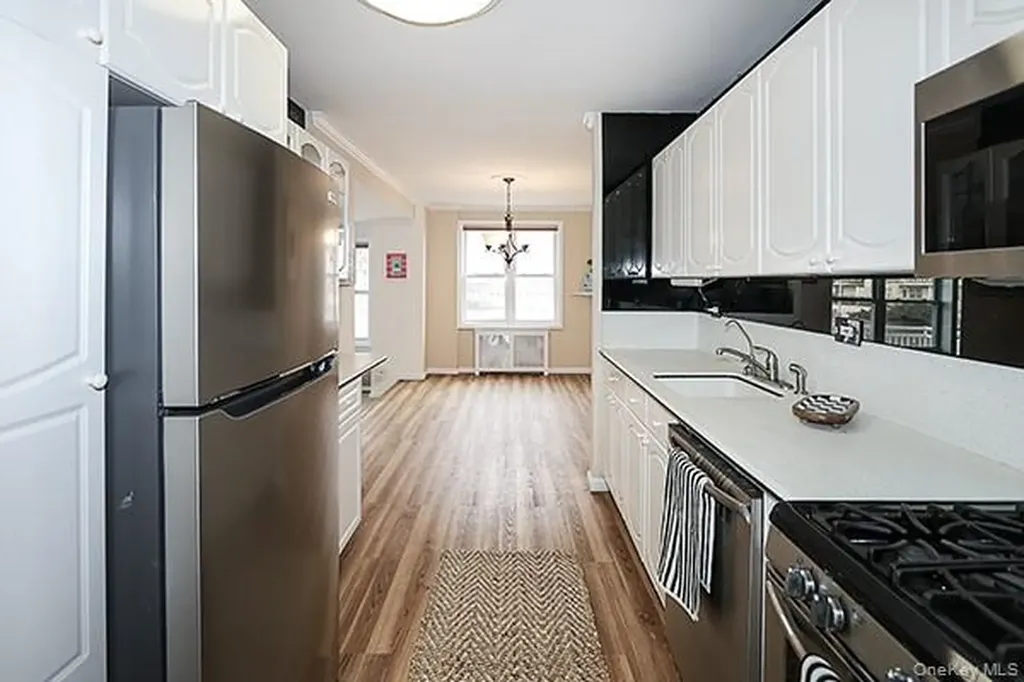 522 Shore Road Long Beach NY 11561