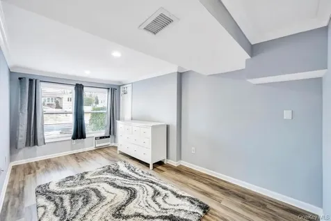 178 Missouri Avenue Bay Shore NY 11706