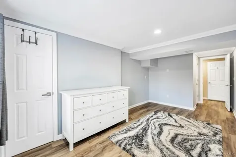 178 Missouri Avenue Bay Shore NY 11706