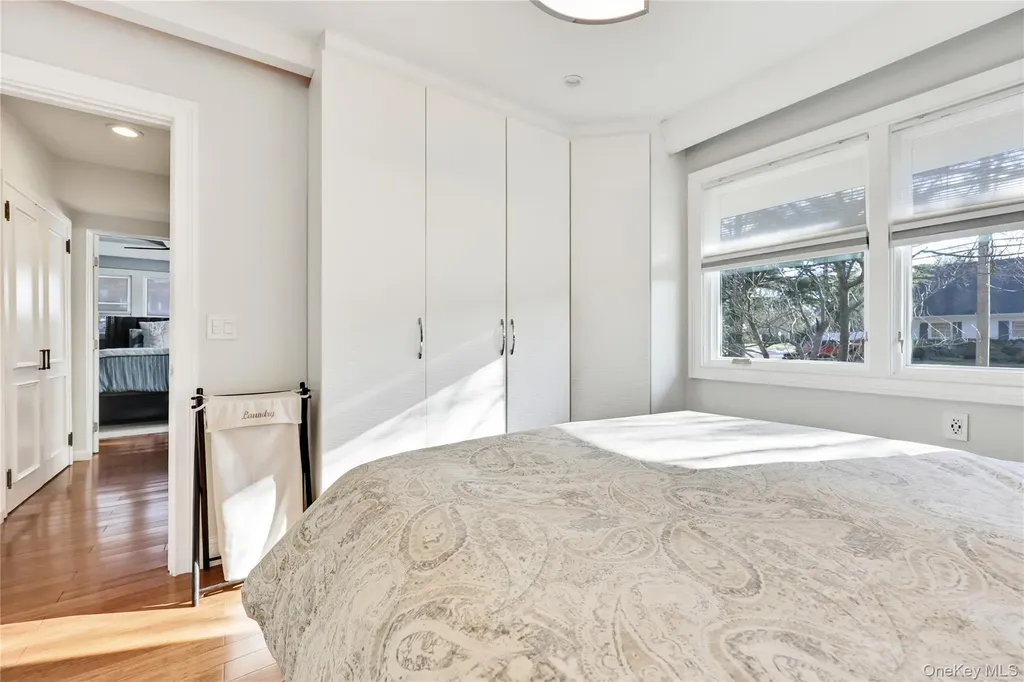 41 Erick Avenue Hewlett NY 11557