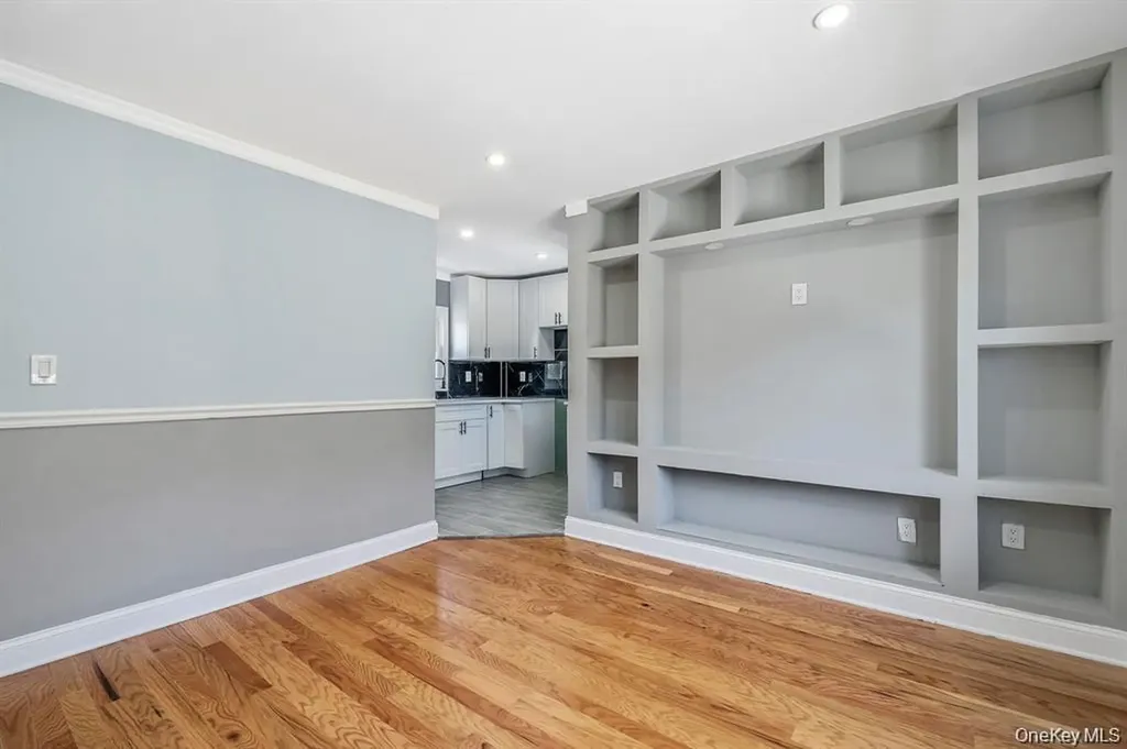 23 Maple Avenue Hempstead NY 11550