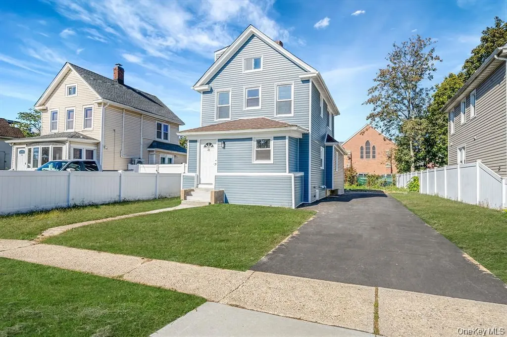 23 Maple Avenue Hempstead NY 11550