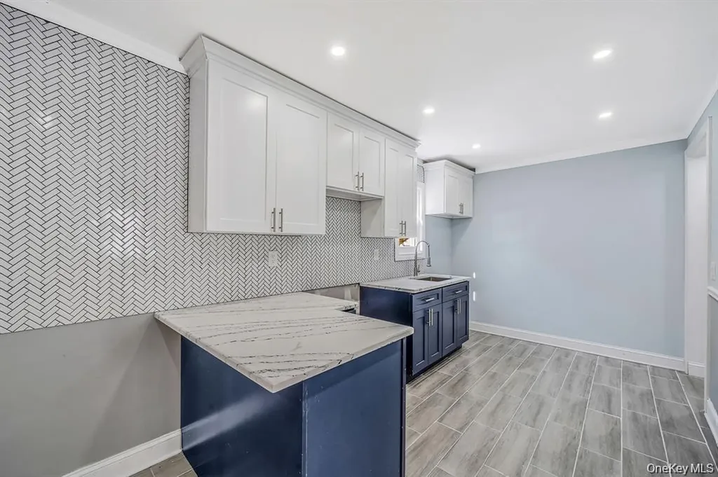 23 Maple Avenue Hempstead NY 11550
