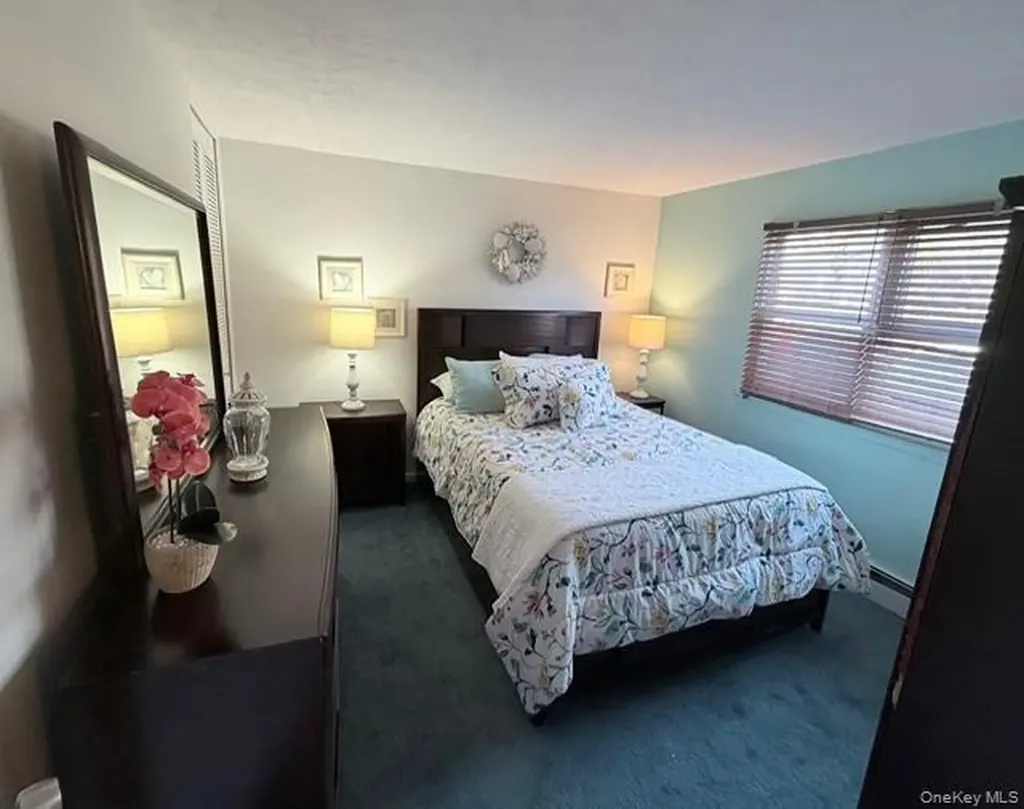 4716 Wilshire Oakdale NY 11769