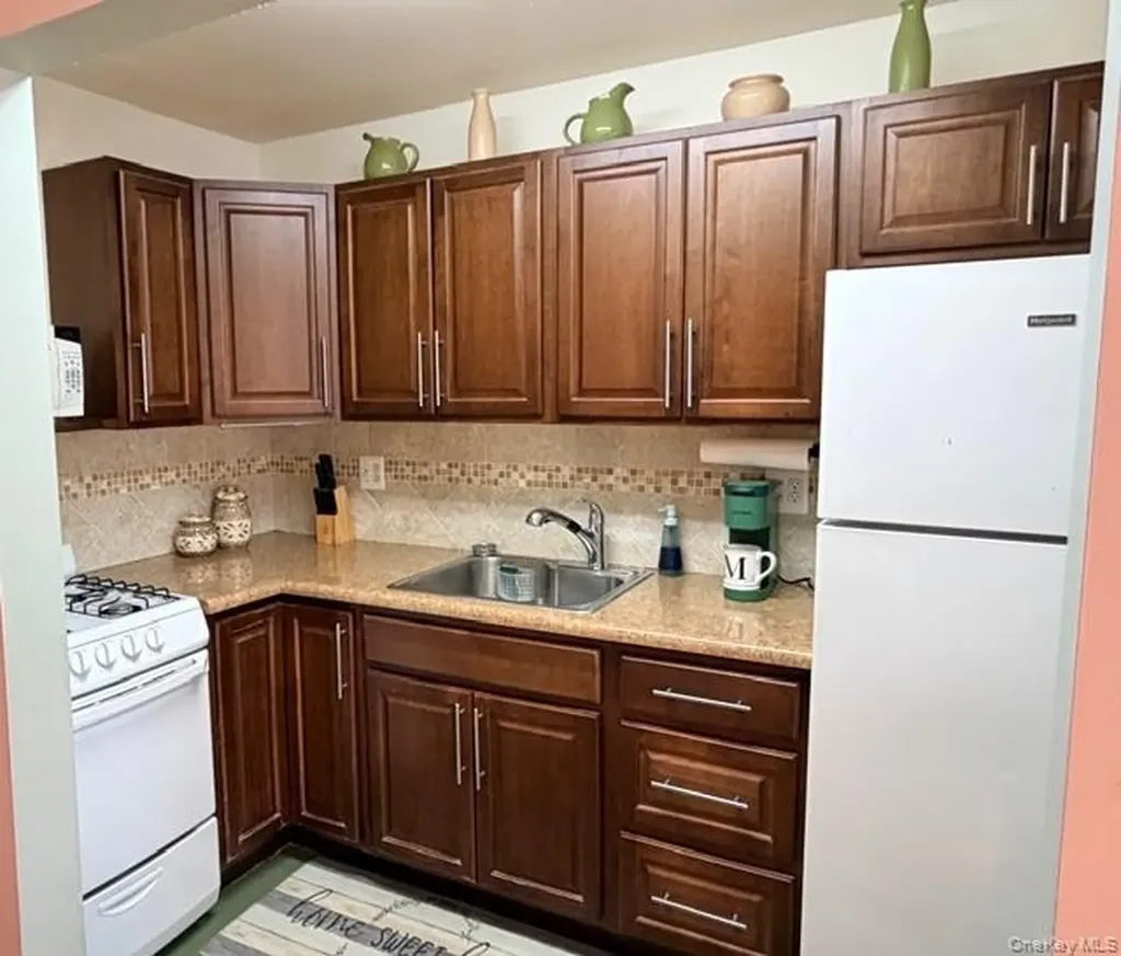 4716 Wilshire Oakdale NY 11769
