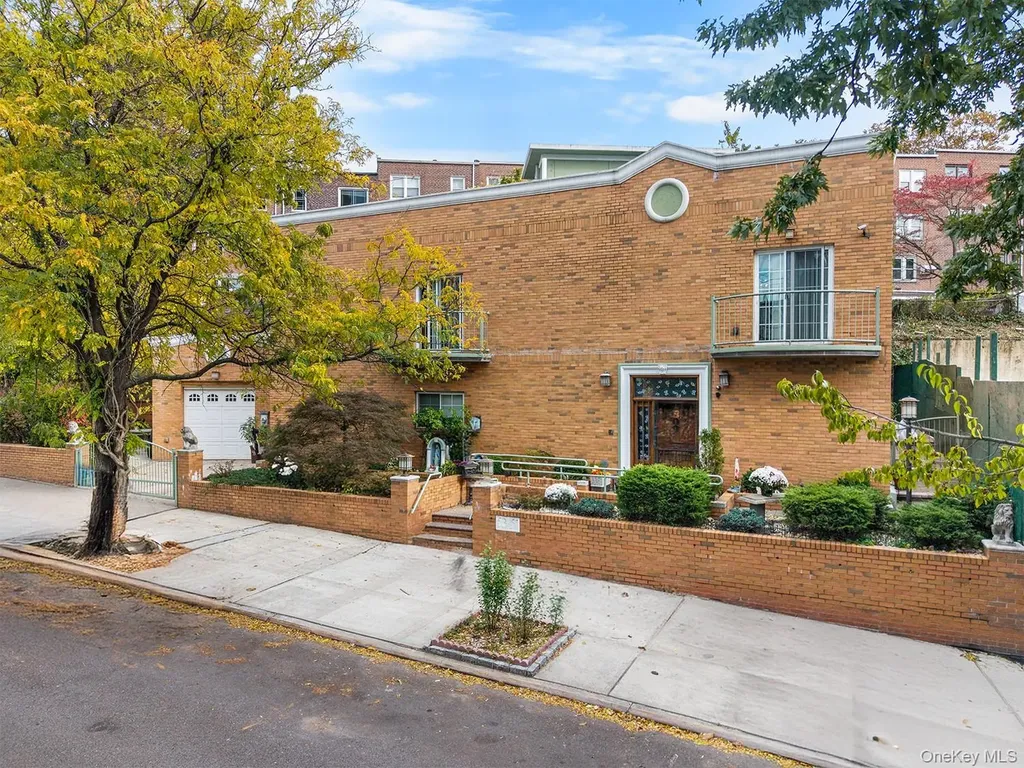 5351 63rd Street Maspeth NY 11378