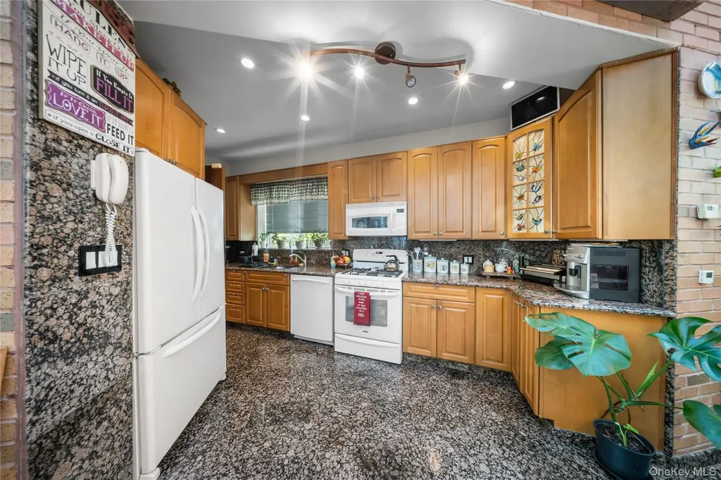 5351 63rd Street Maspeth NY 11378