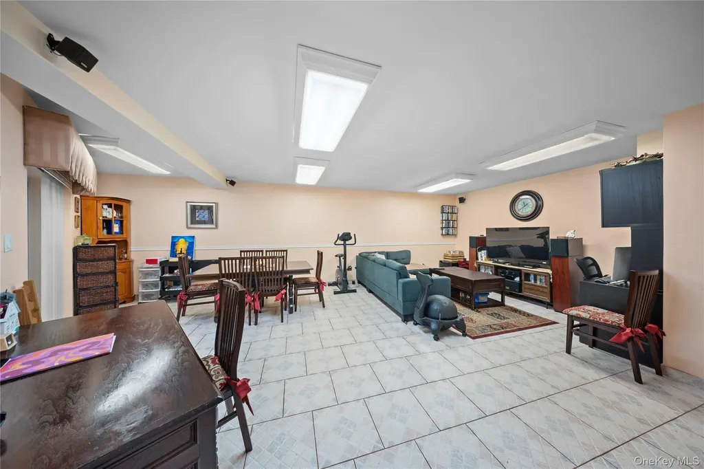 5351 63rd Street Maspeth NY 11378