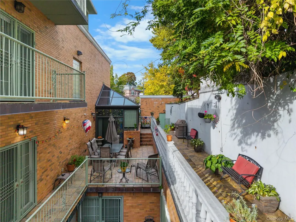 5351 63rd Street Maspeth NY 11378