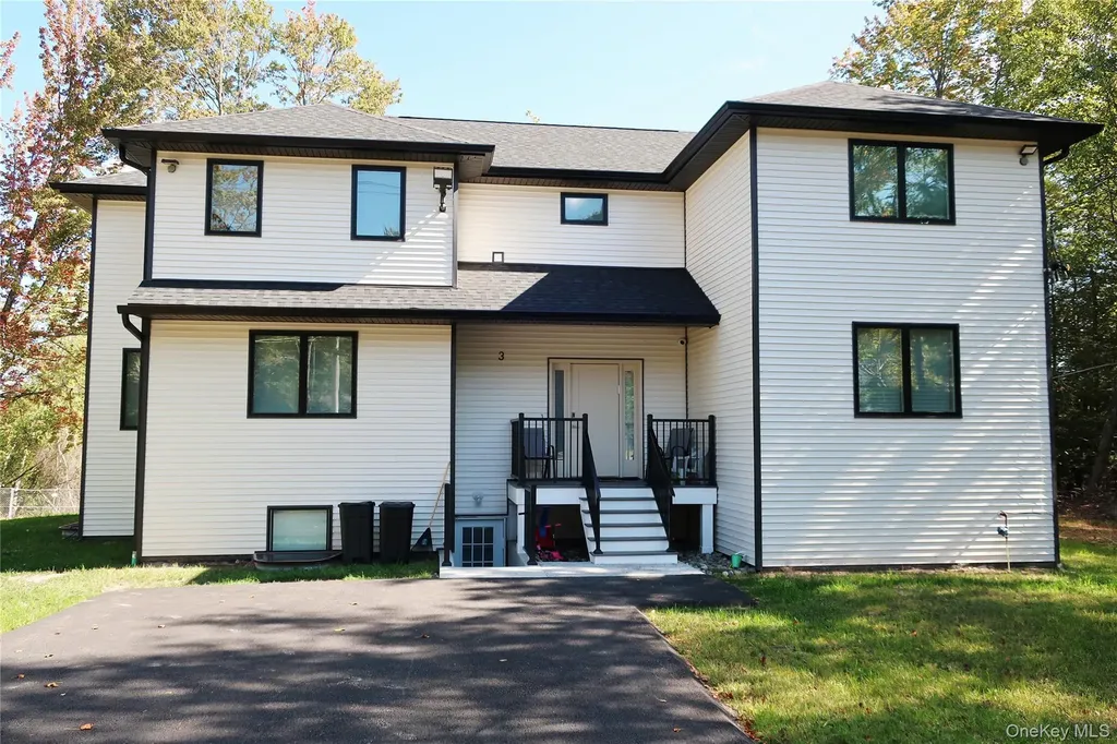 3 Woodcliff Avenue Monticello NY 12701