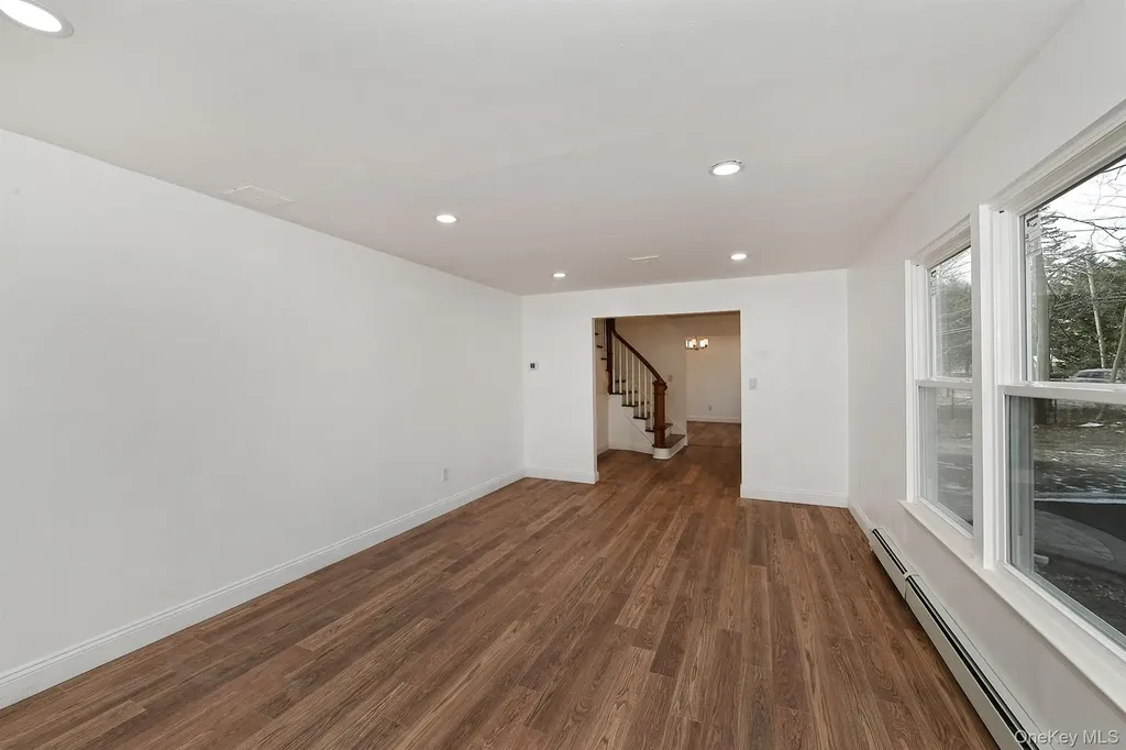 34 Warner Road Huntington NY 11743