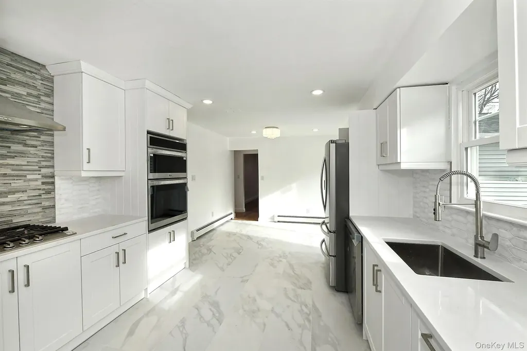 34 Warner Road Huntington NY 11743